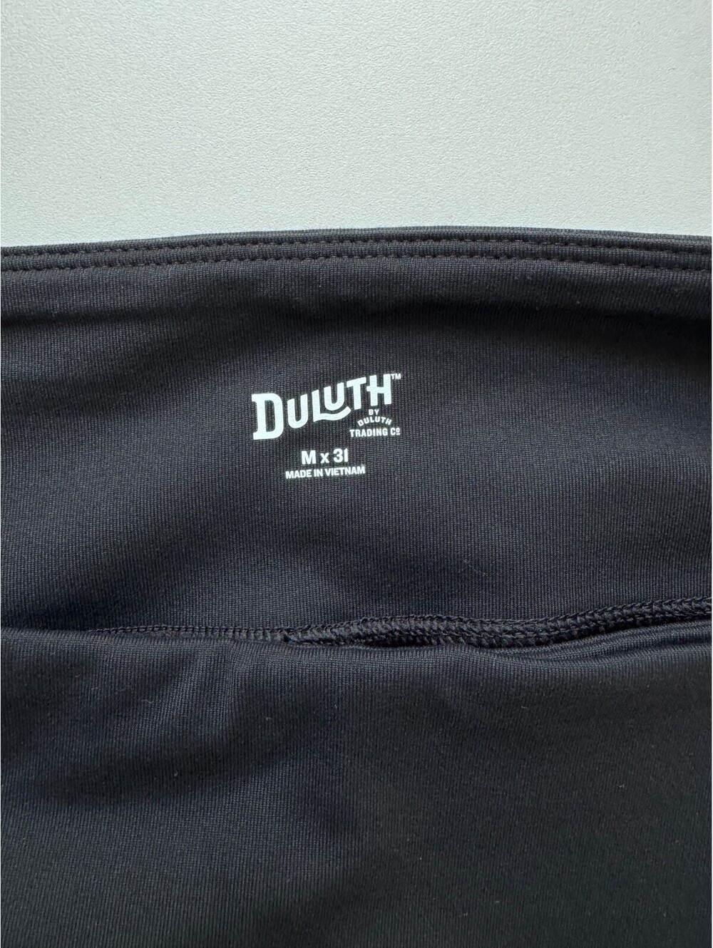 NWT Duluth Trading Co. Black Performance Gorpcore Cargo Leggings Women’s M - Picture 6 of 9